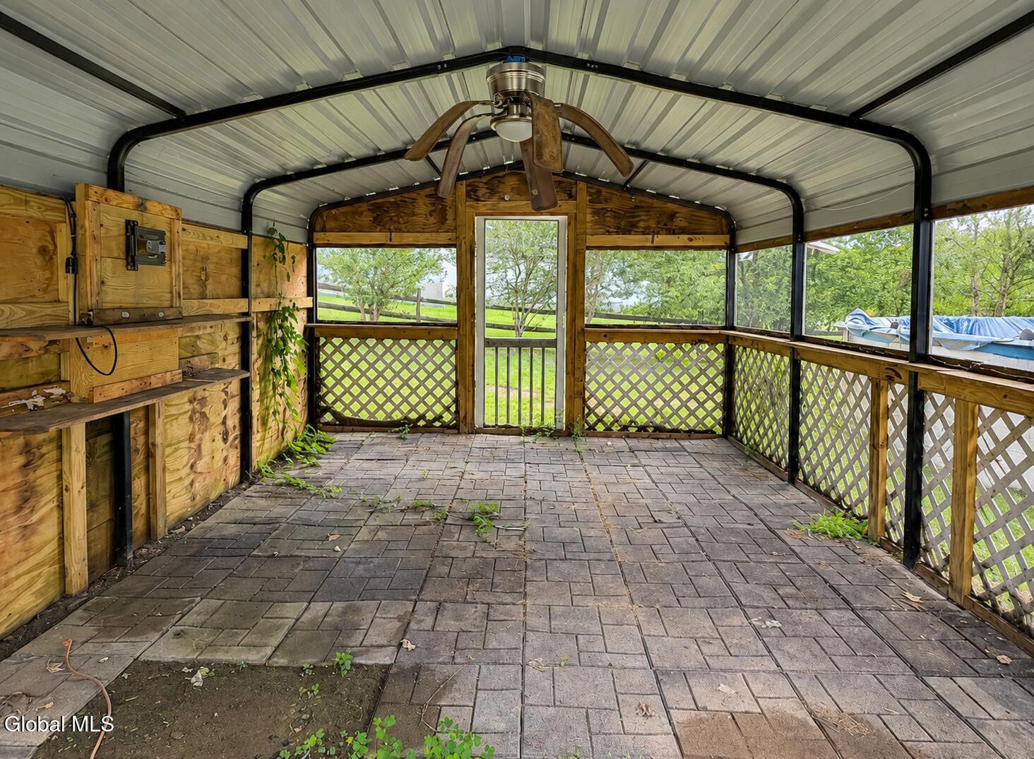 21 Alter Alley Way Nassau NY 12123
