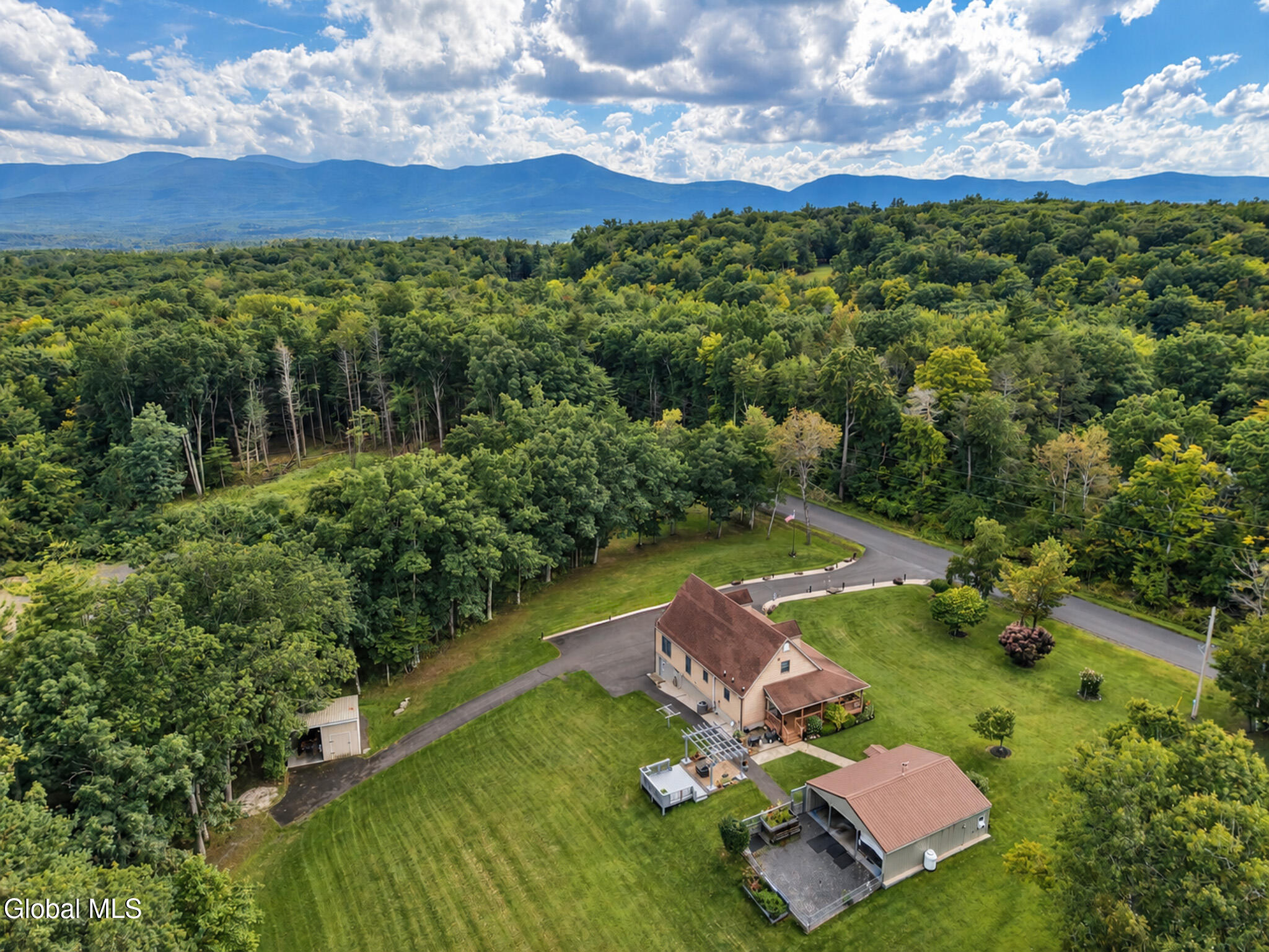 876 Big Woods Road Freehold NY 12431