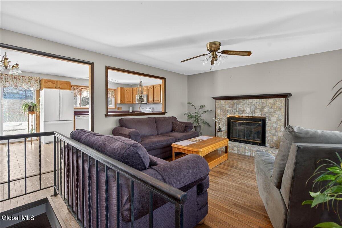 25 Dorchester Drive Stillwater NY 12170