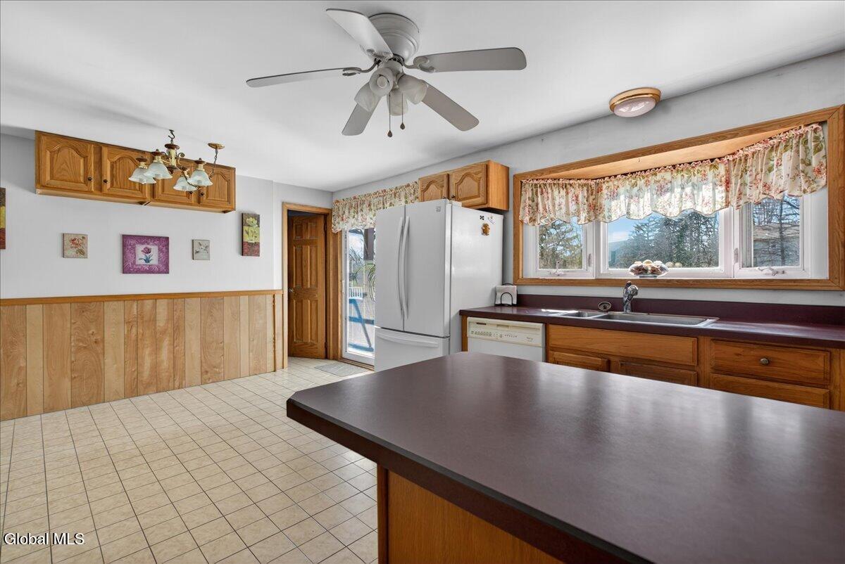 25 Dorchester Drive Stillwater NY 12170