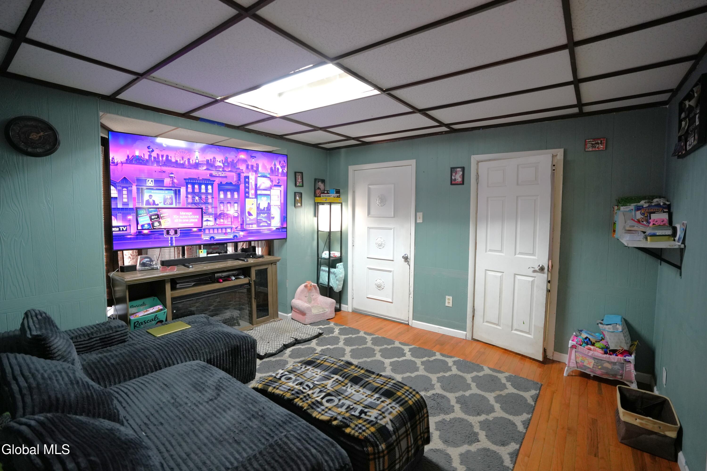 93 Forest Street Gloversville NY 12078