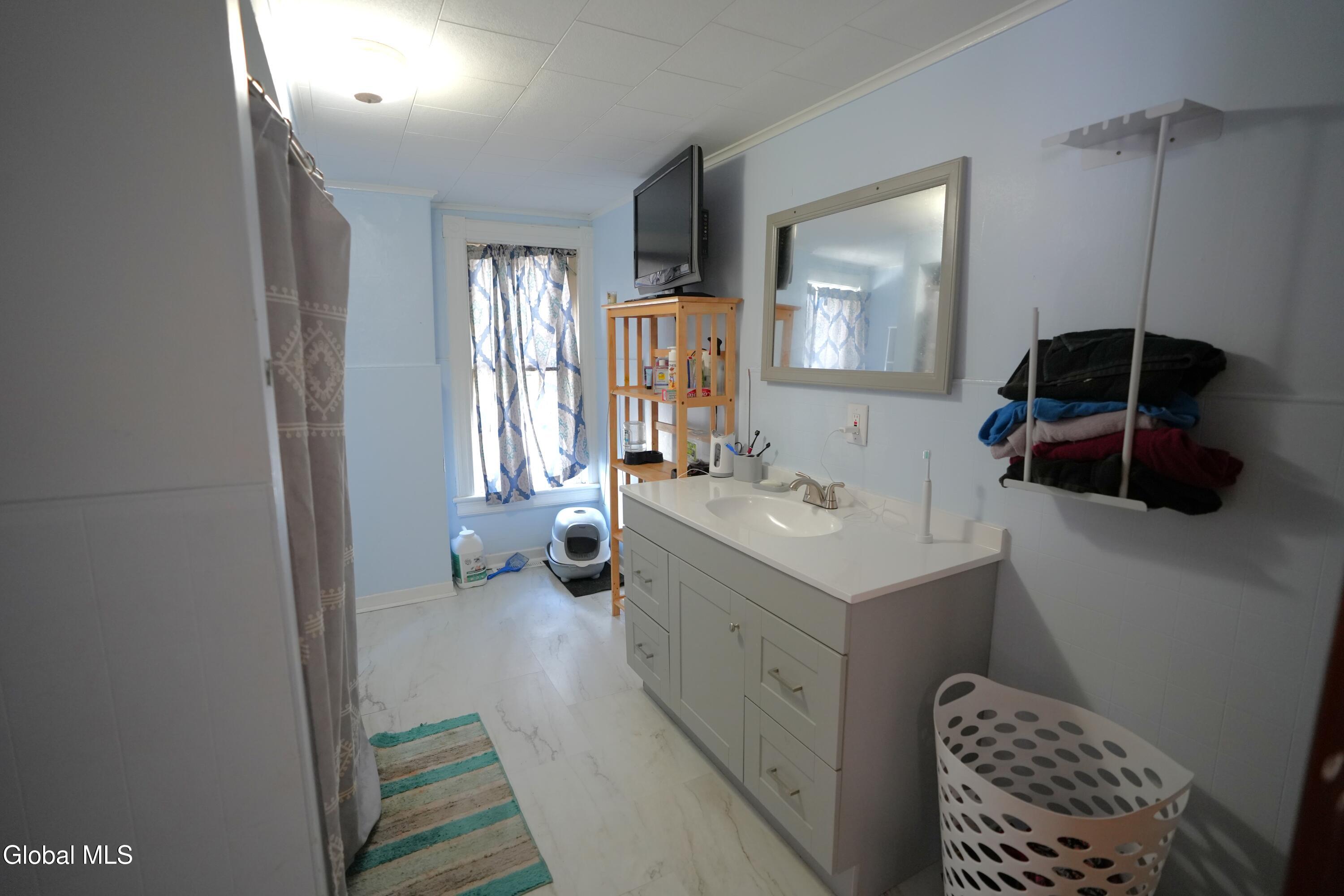 93 Forest Street Gloversville NY 12078