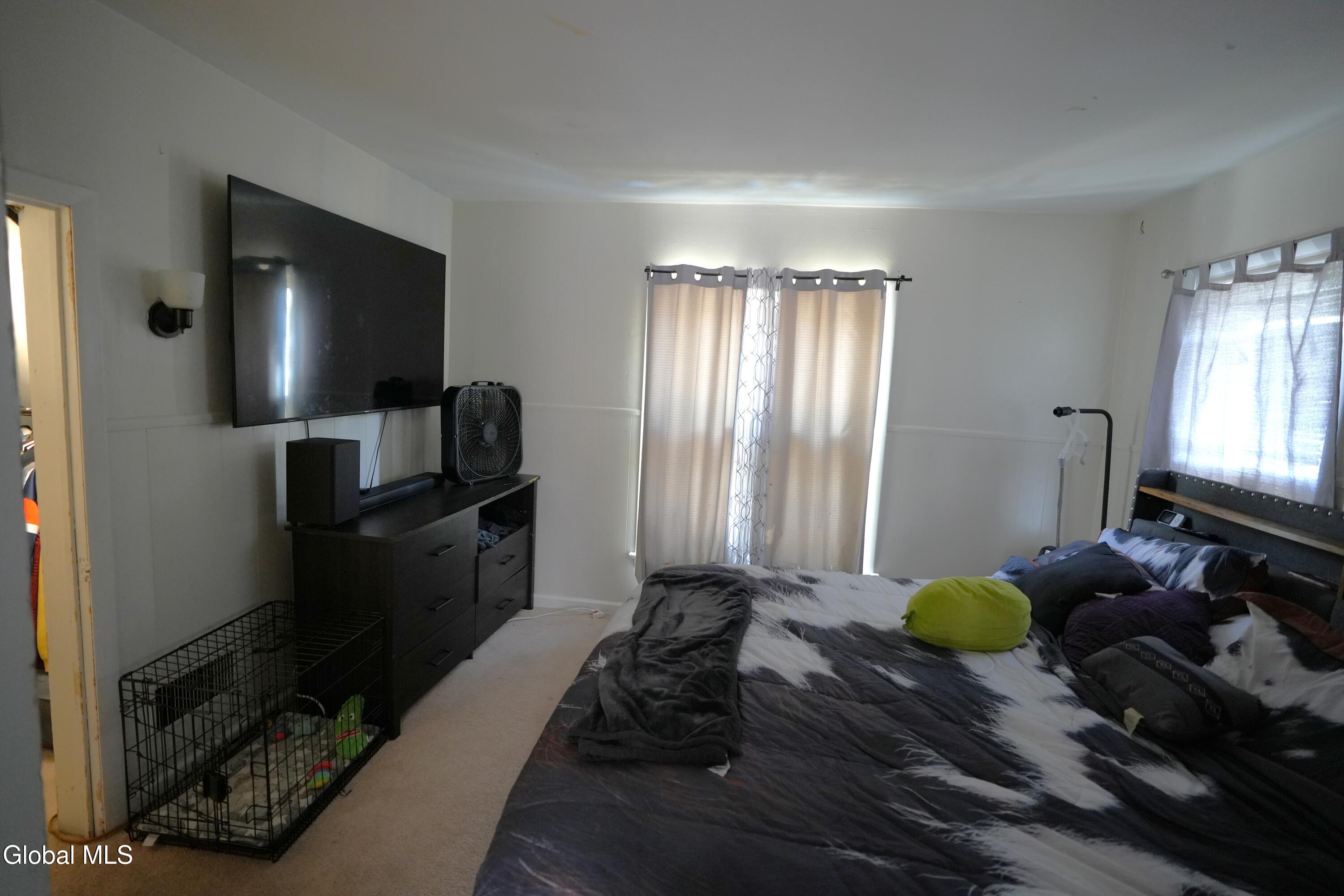 93 Forest Street Gloversville NY 12078
