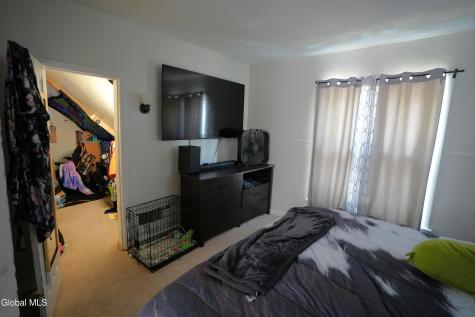 93 Forest Street Gloversville NY 12078