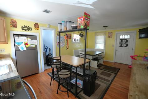 93 Forest Street Gloversville NY 12078