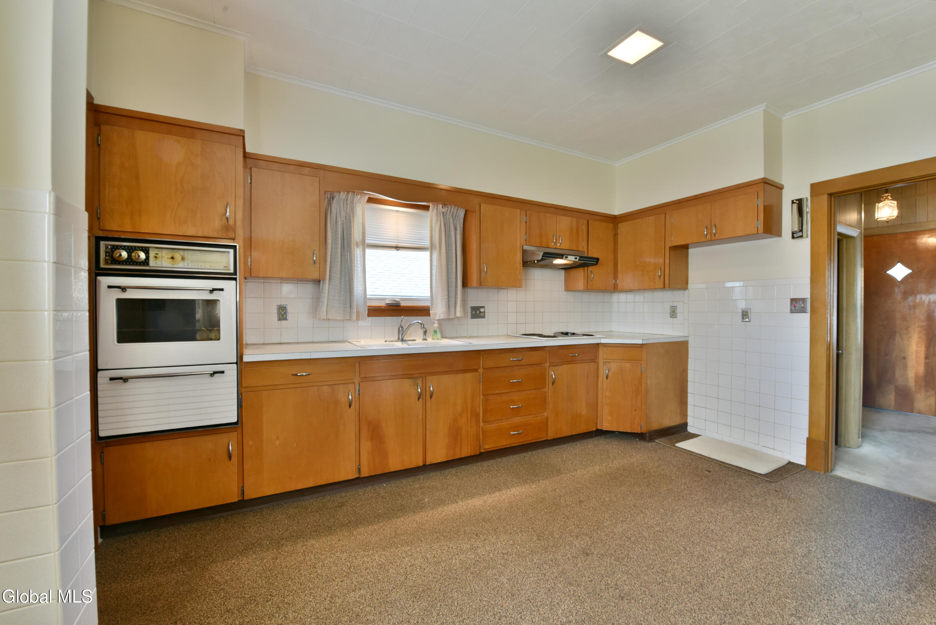 2 E Decker Street Johnstown NY 12095