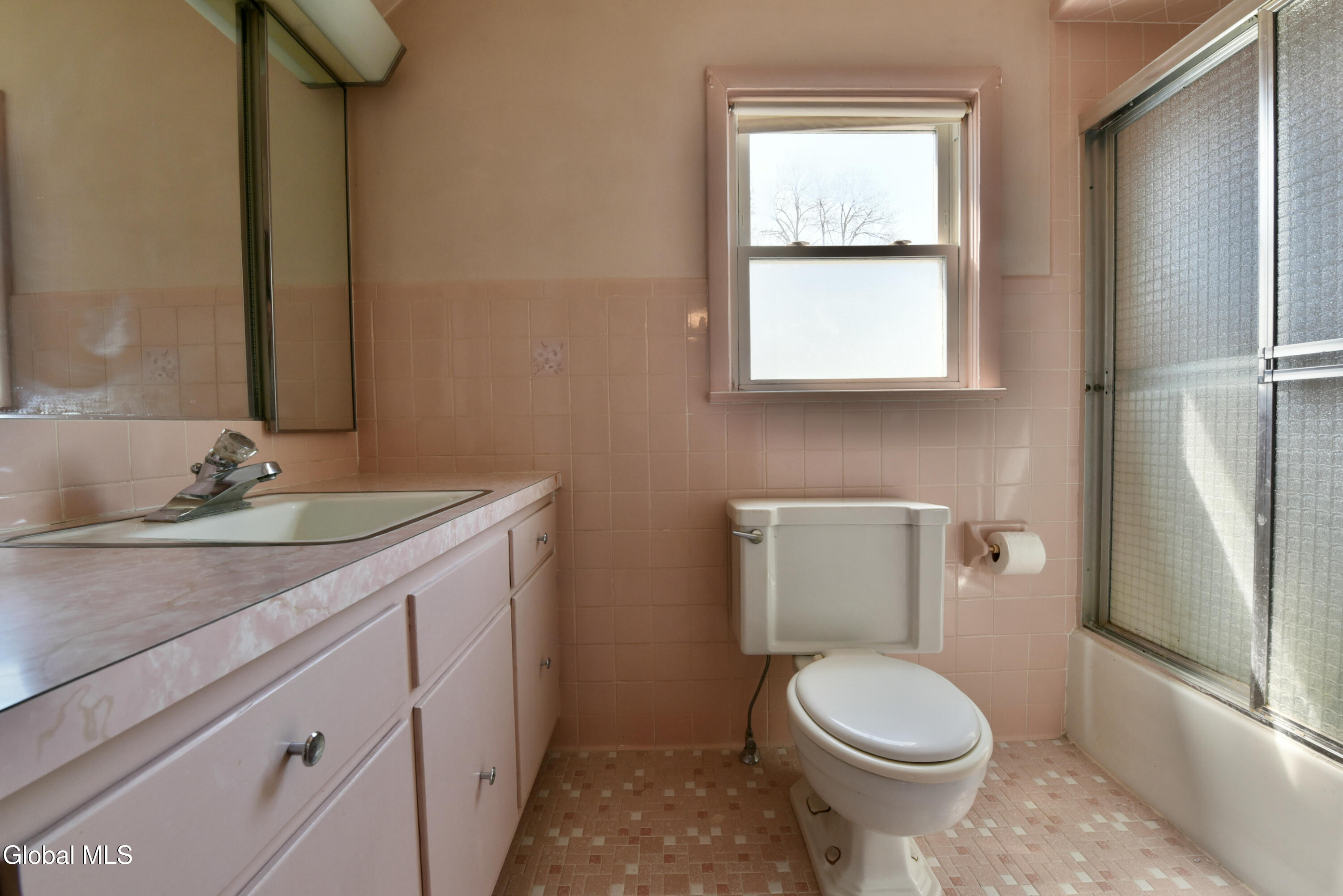2 E Decker Street Johnstown NY 12095