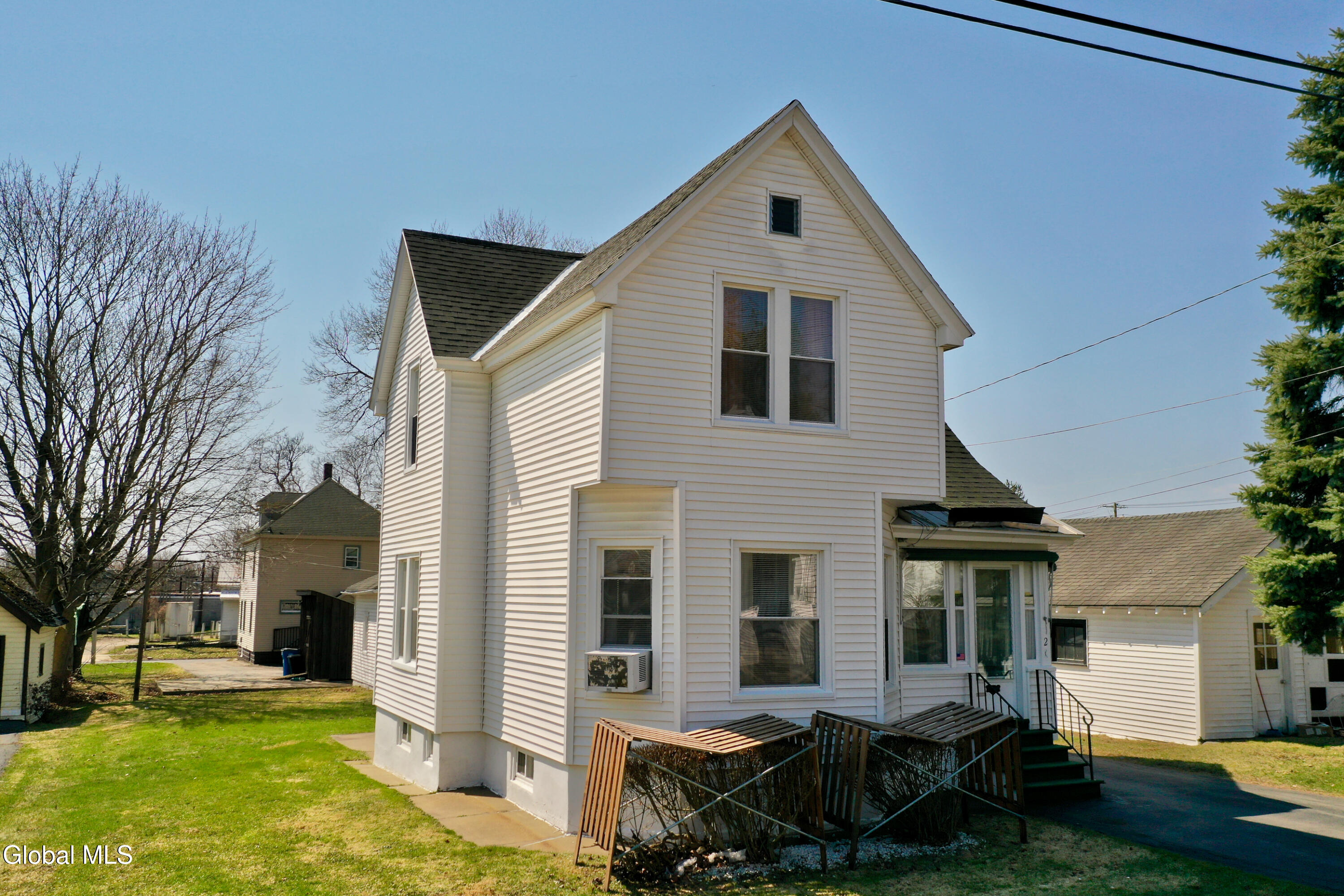 2 E Decker Street Johnstown NY 12095
