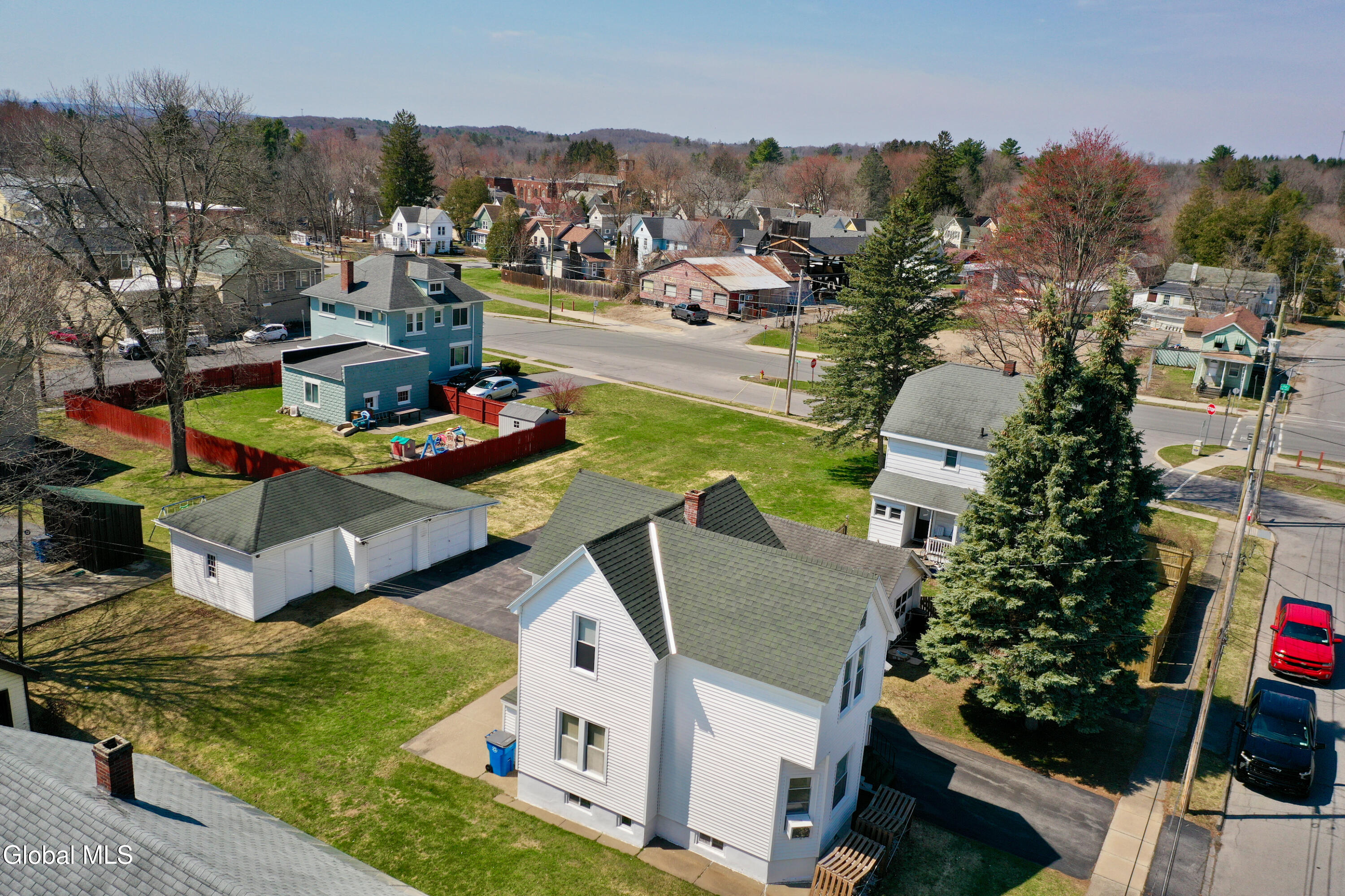 2 E Decker Street Johnstown NY 12095