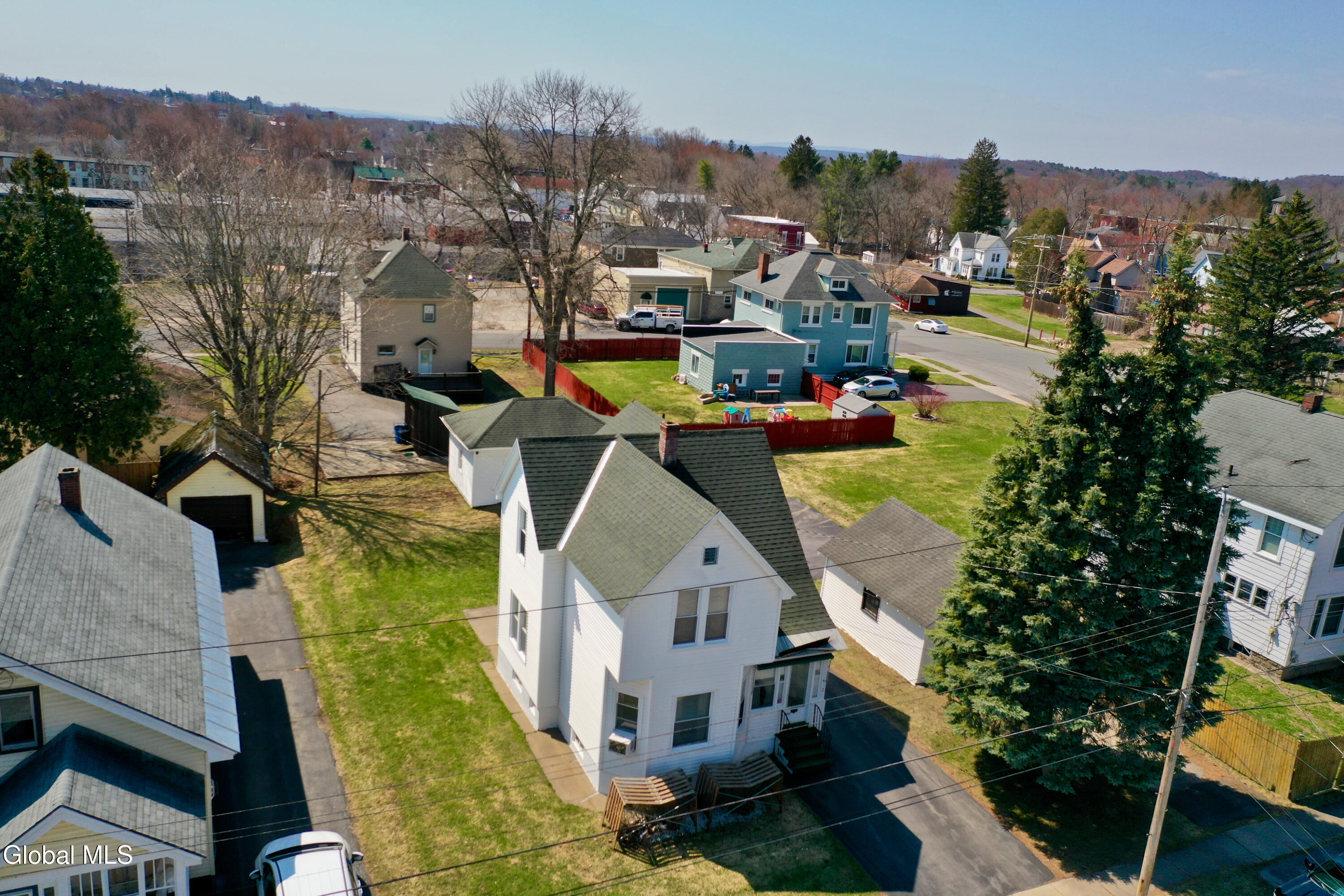 2 E Decker Street Johnstown NY 12095