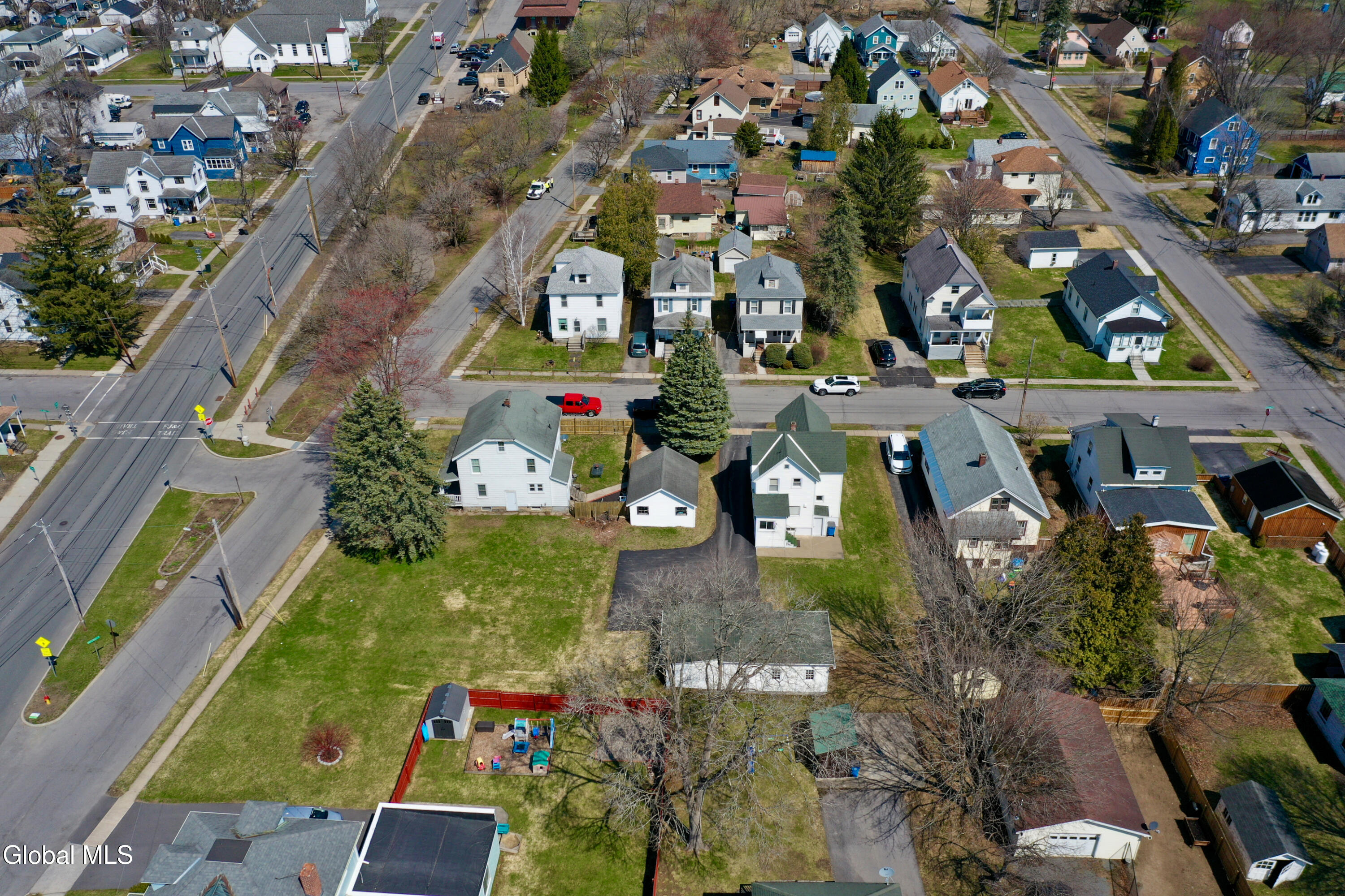 2 E Decker Street Johnstown NY 12095