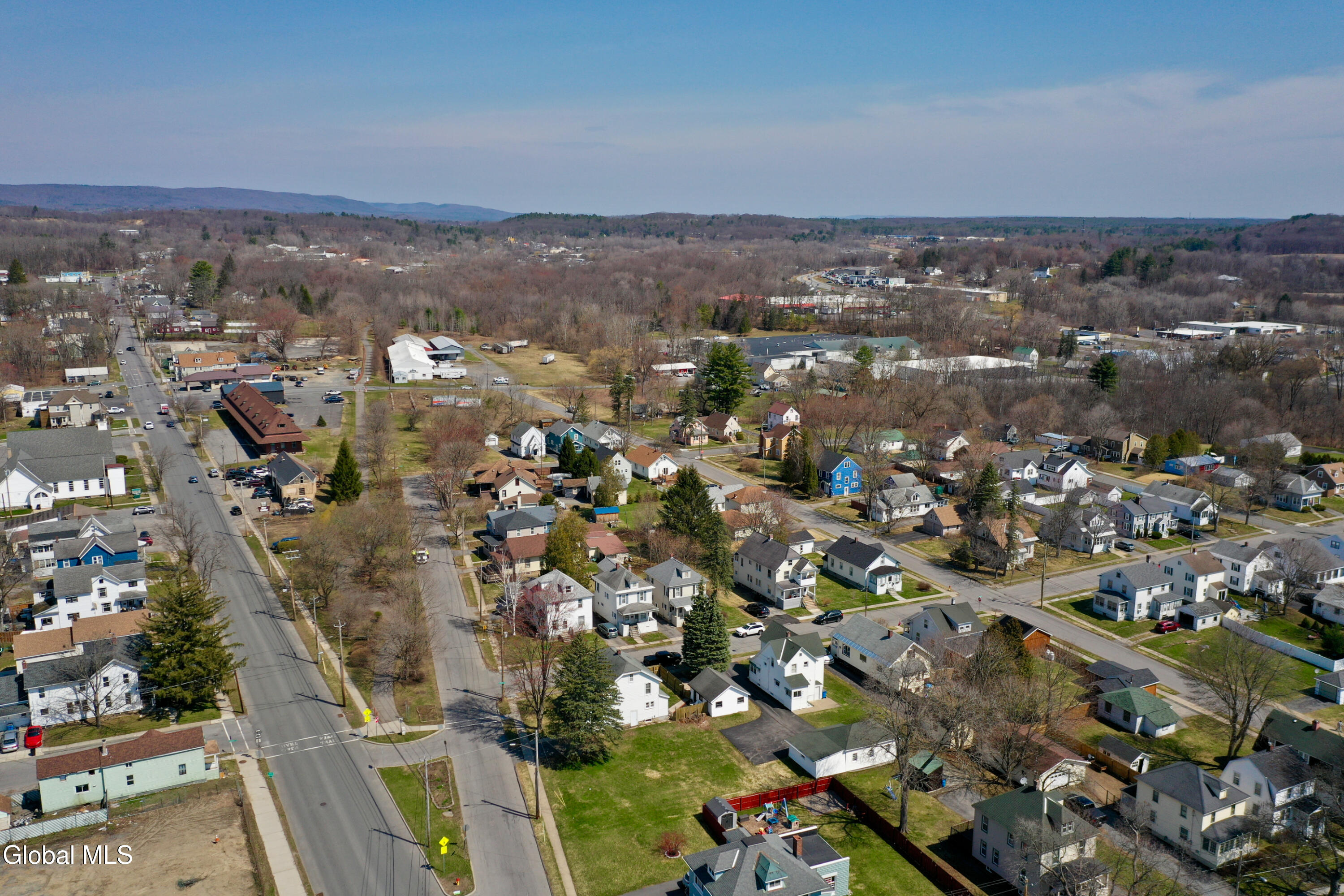 2 E Decker Street Johnstown NY 12095
