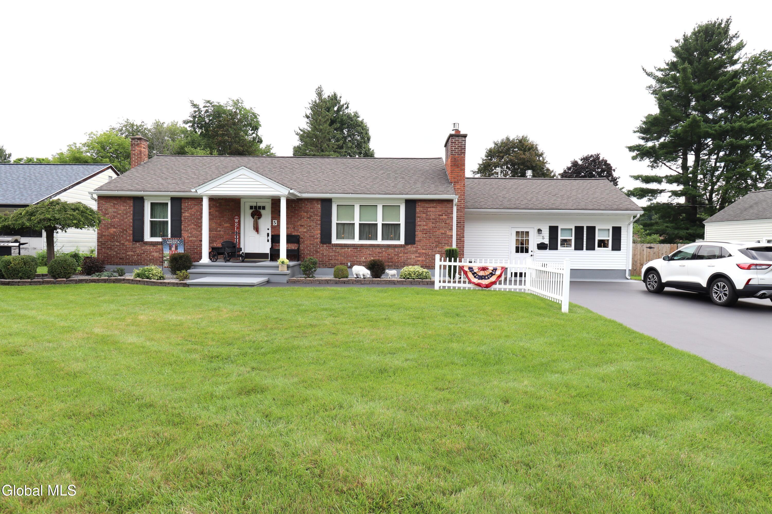 5 Carolyn Lane Glenville NY 12302