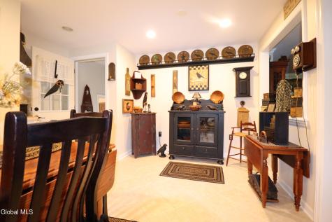 5 Carolyn Lane Glenville NY 12302