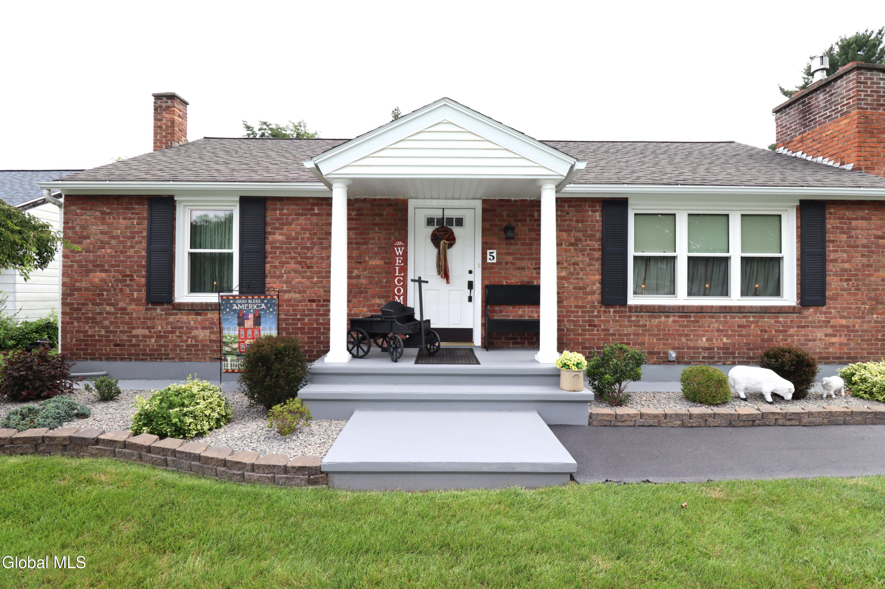 5 Carolyn Lane Glenville NY 12302