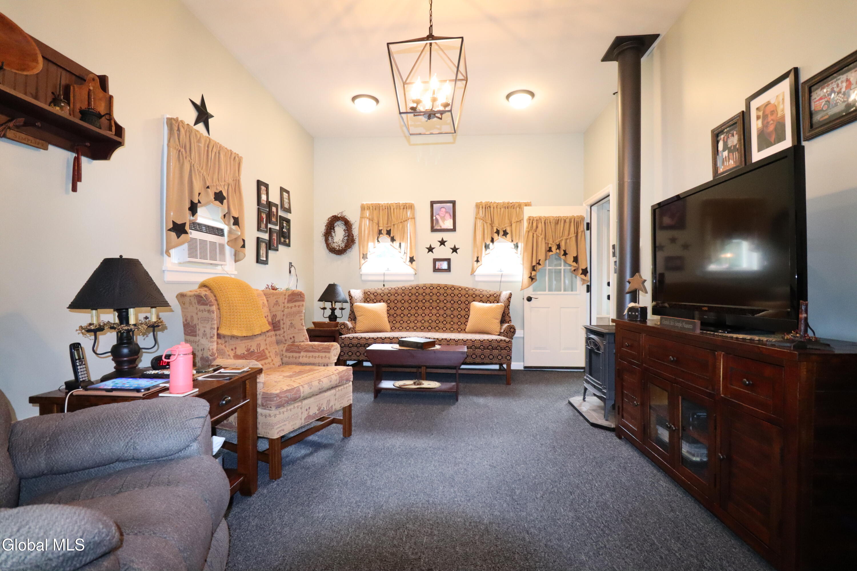 5 Carolyn Lane Glenville NY 12302