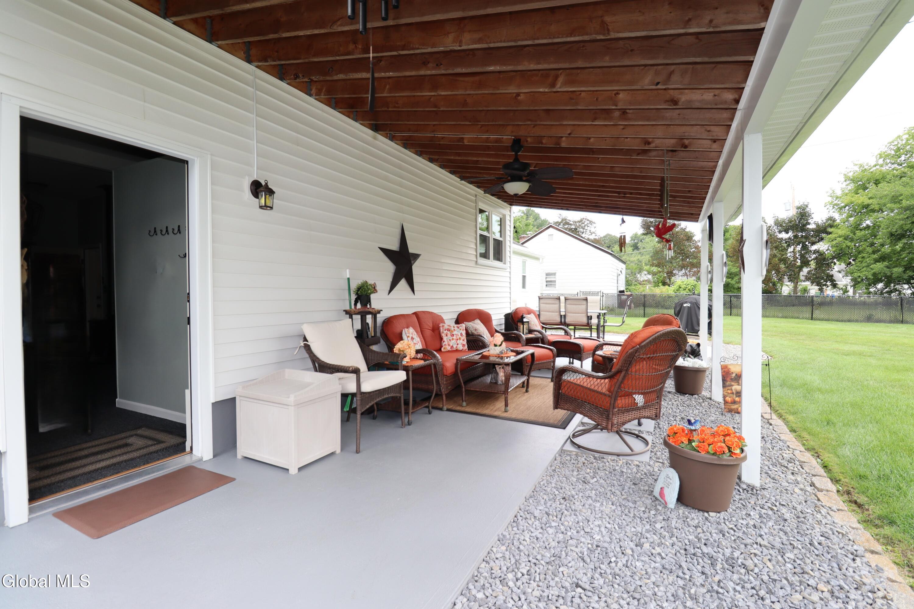 5 Carolyn Lane Glenville NY 12302