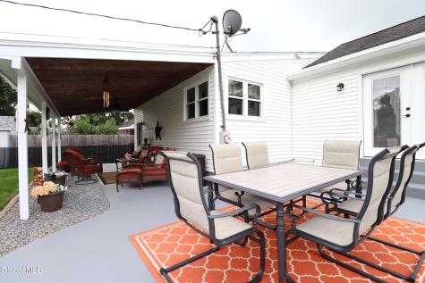 5 Carolyn Lane Glenville NY 12302
