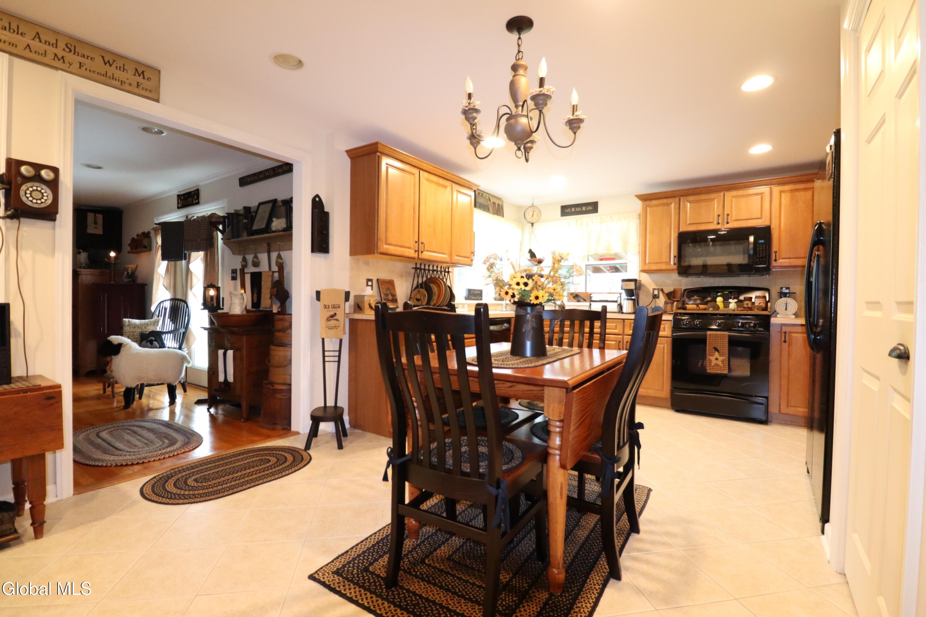 5 Carolyn Lane Glenville NY 12302