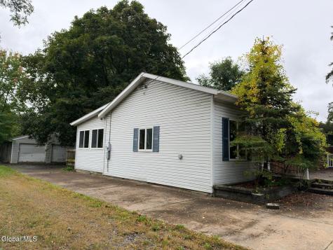 1282 Princetown Road Schenectady NY 12306