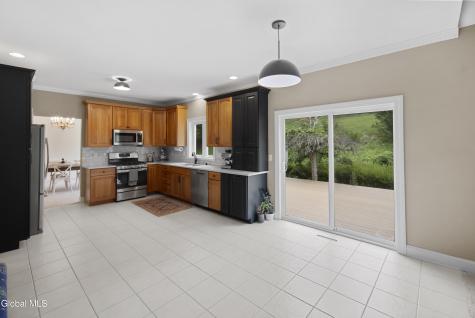 41 Dyke Road Latham NY 12110