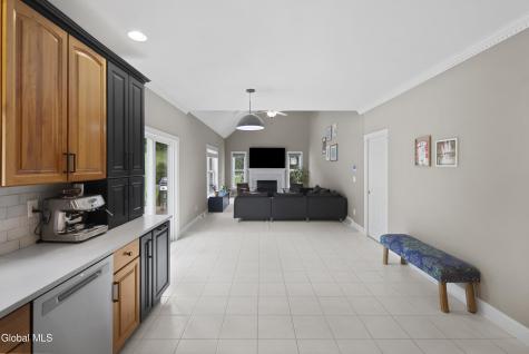 41 Dyke Road Latham NY 12110