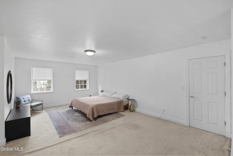 41 Dyke Road Latham NY 12110