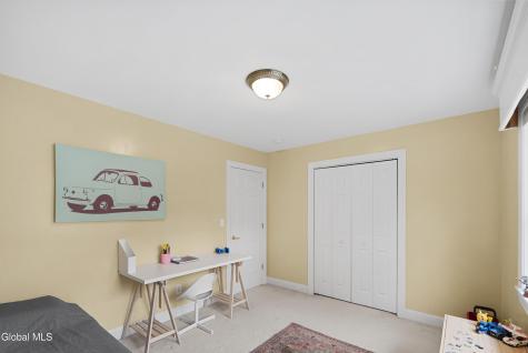41 Dyke Road Latham NY 12110