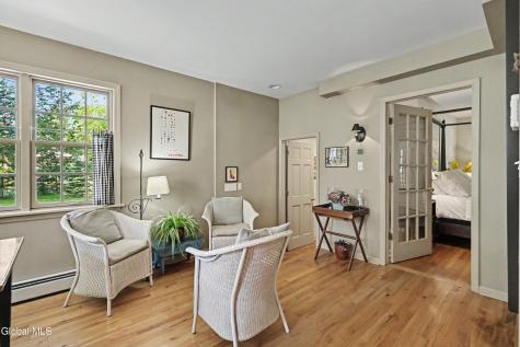 1377 Clifton Park Road Niskayuna NY 12309