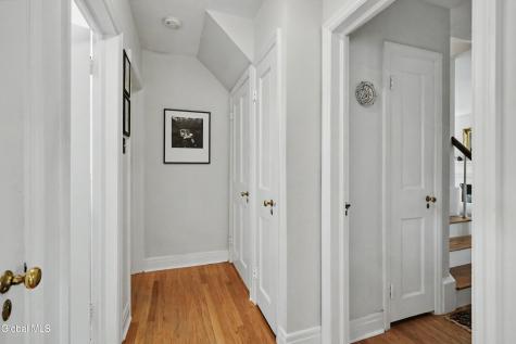 1377 Clifton Park Road Niskayuna NY 12309