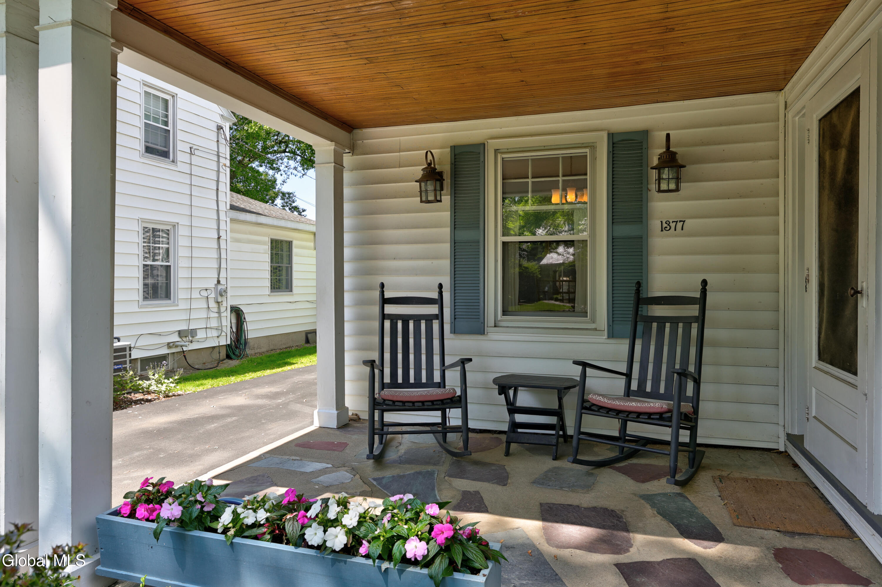 1377 Clifton Park Road Niskayuna NY 12309