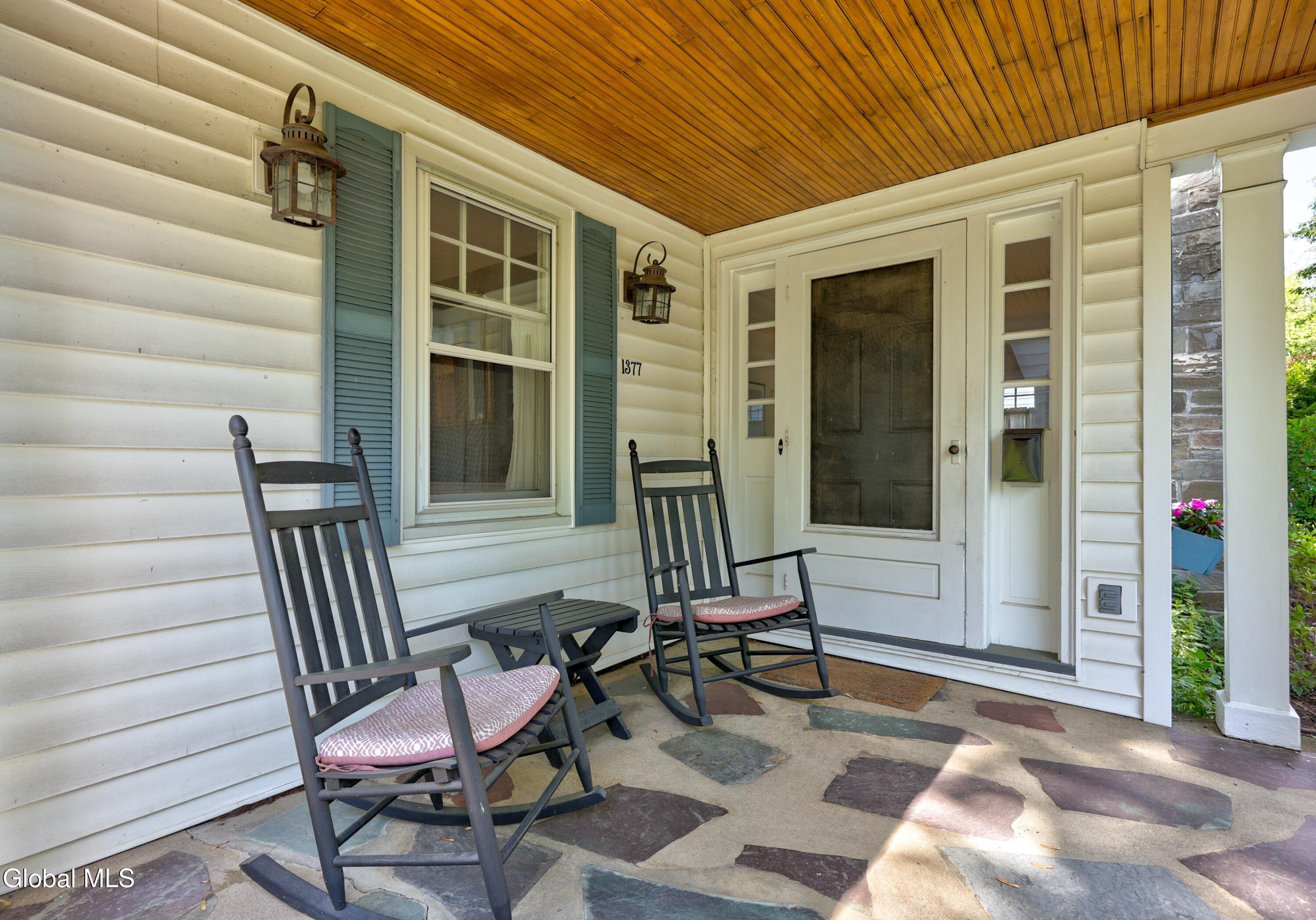 1377 Clifton Park Road Niskayuna NY 12309