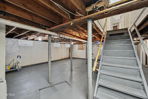 1377 Clifton Park Road Niskayuna NY 12309