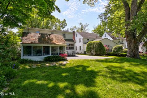 1377 Clifton Park Road Niskayuna NY 12309