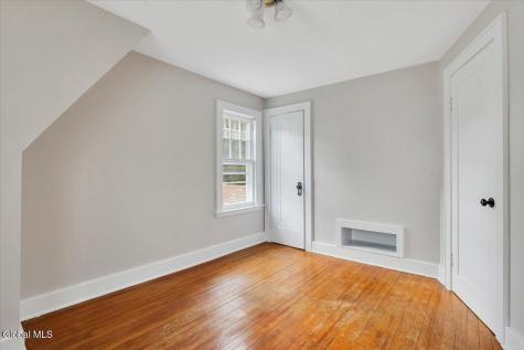 3 Wallace Street Scotia NY 12302