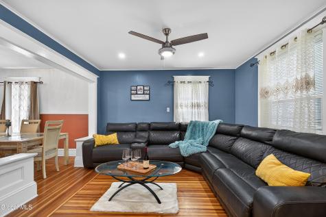 14 Hawk Street Scotia NY 12302