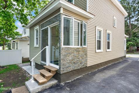 14 Hawk Street Scotia NY 12302