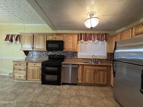 1816 4th Avenue Watervliet NY 12189
