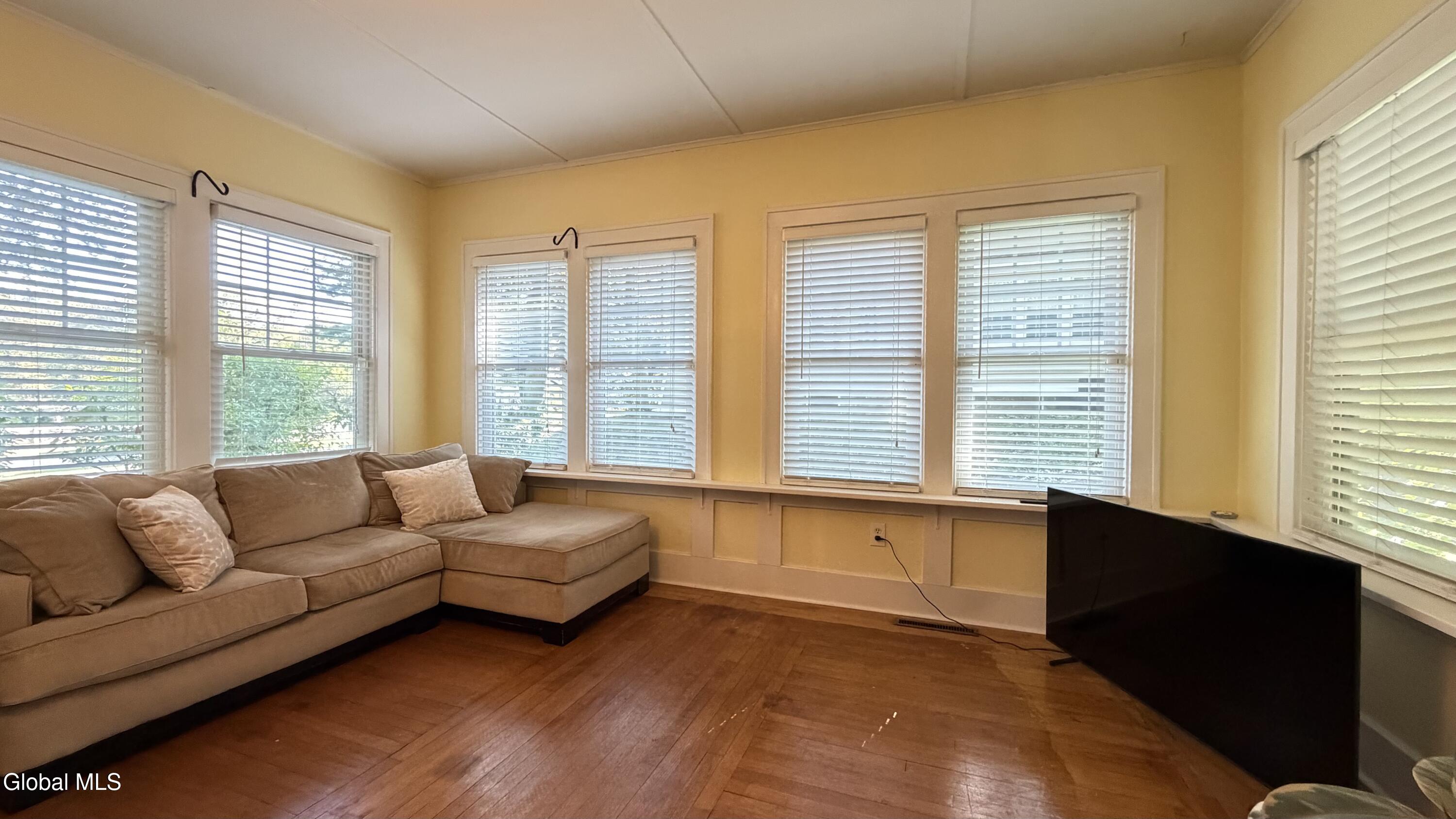 1505 Van Antwerp Road Niskayuna NY 12309