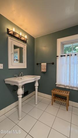 1505 Van Antwerp Road Niskayuna NY 12309
