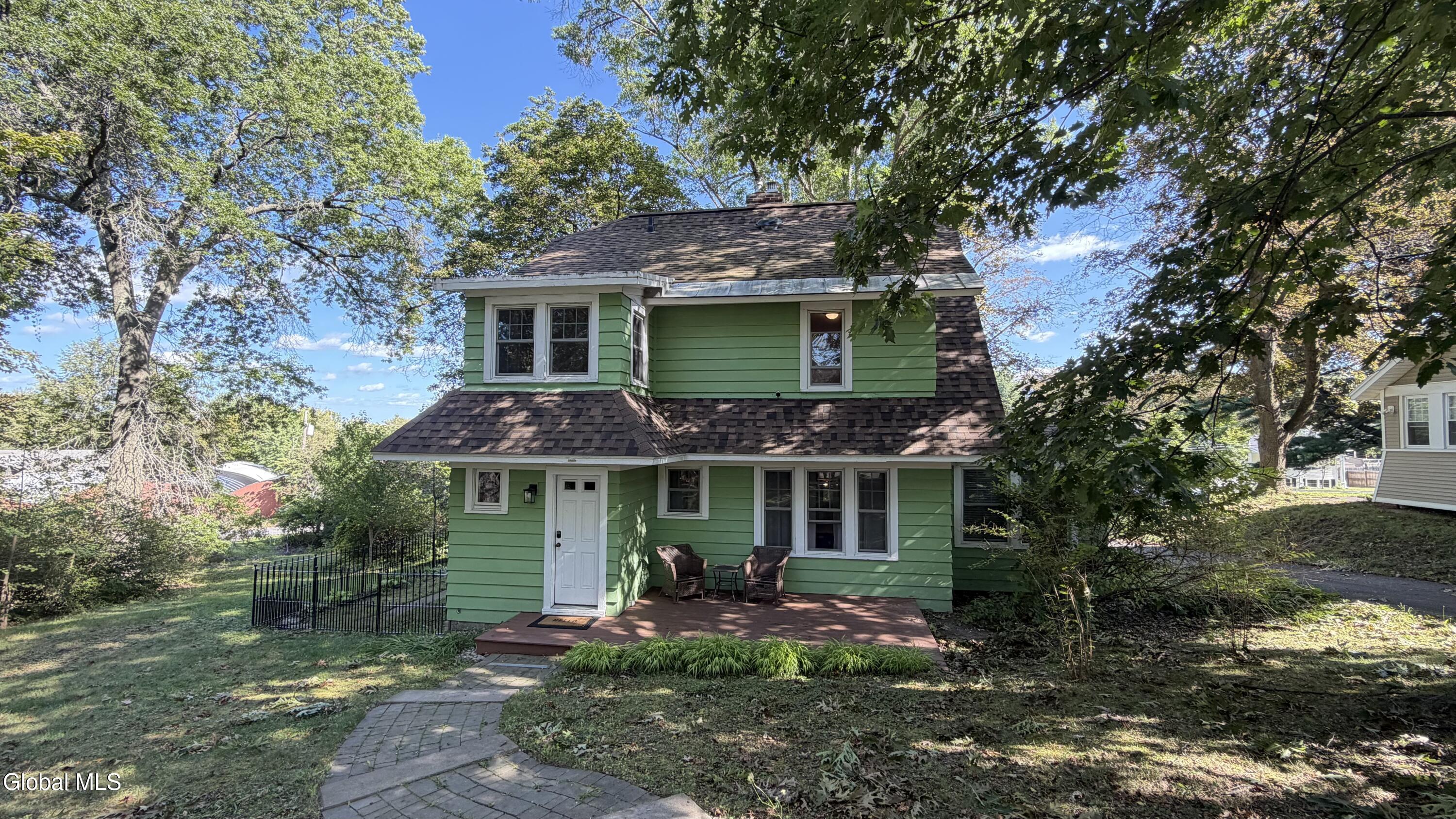 1505 Van Antwerp Road Niskayuna NY 12309