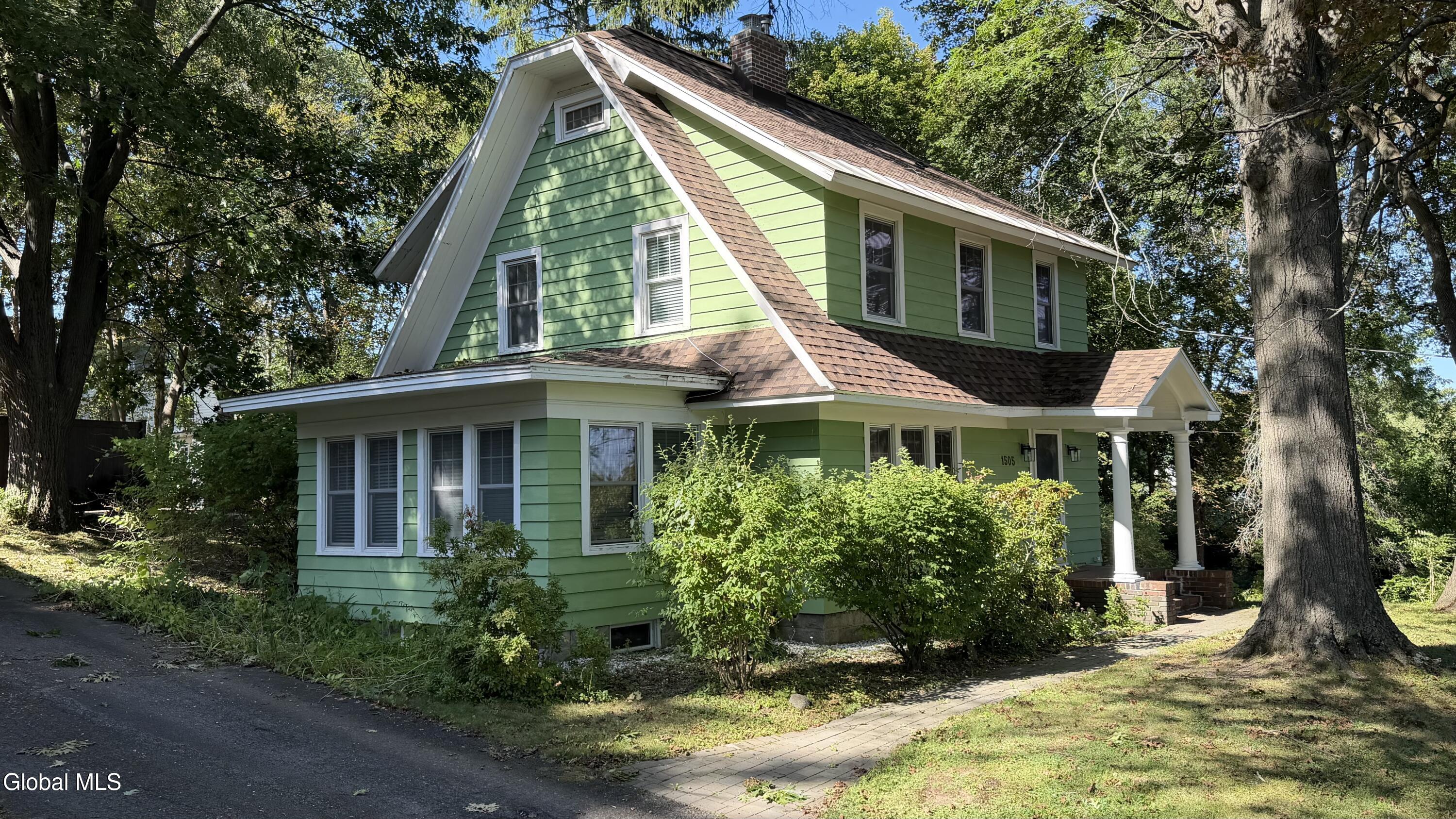 1505 Van Antwerp Road Niskayuna NY 12309
