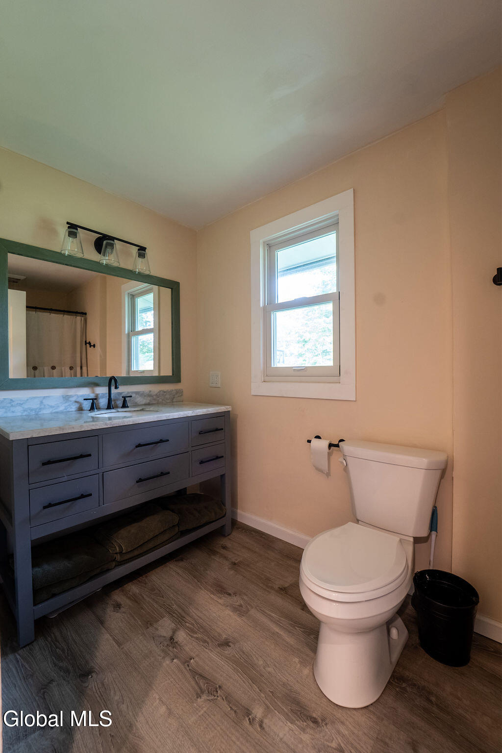 18 W Skyview Drive Cohoes NY 12047