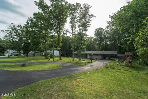 18 W Skyview Drive Cohoes NY 12047