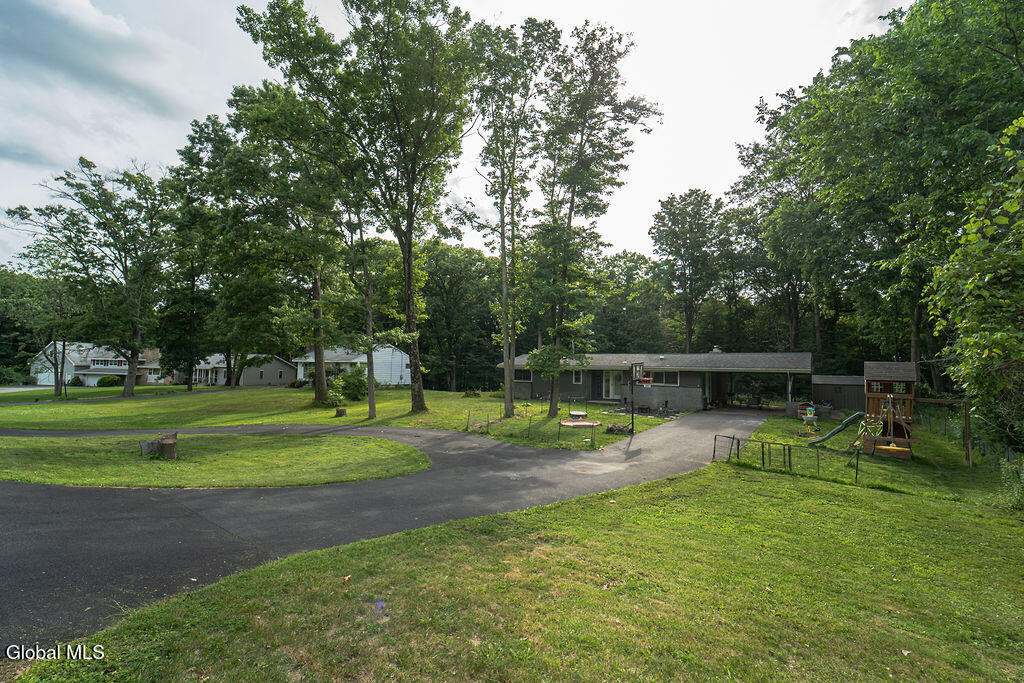 18 W Skyview Drive Cohoes NY 12047