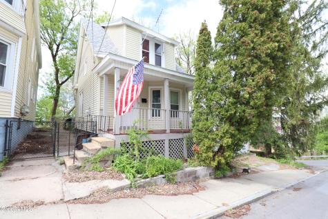 10 Daggett Terrace Schenectady NY 12307