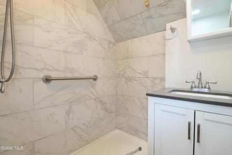 10 Daggett Terrace Schenectady NY 12307