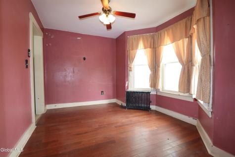 10 Daggett Terrace Schenectady NY 12307