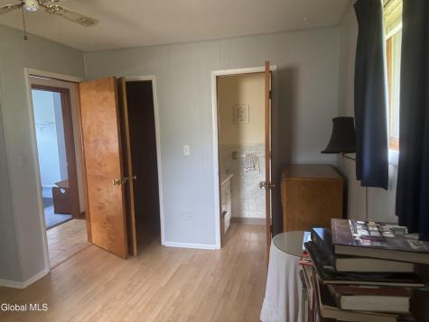 16 Judd Lane Wynantskill NY 12198