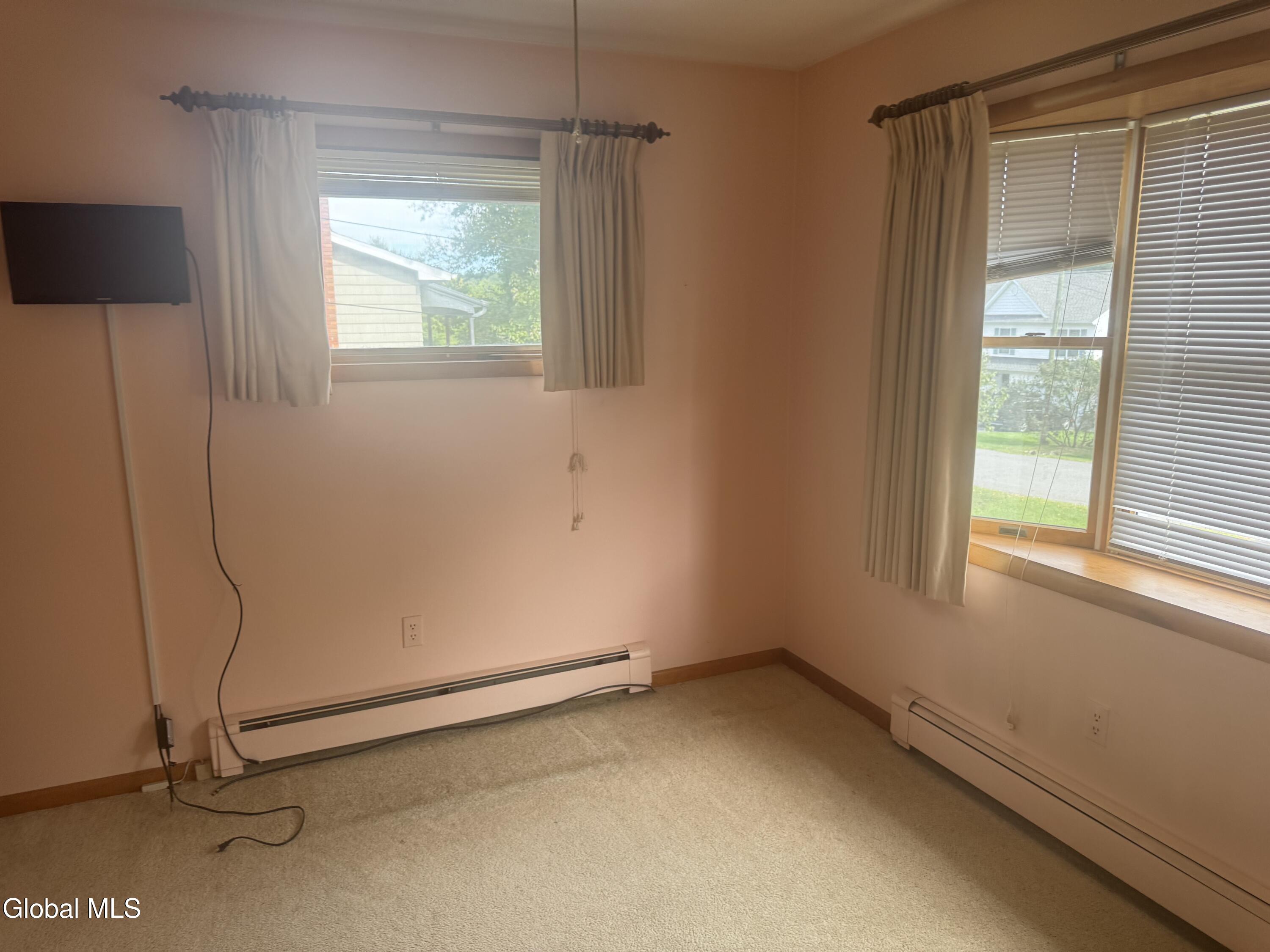 16 Judd Lane Wynantskill NY 12198